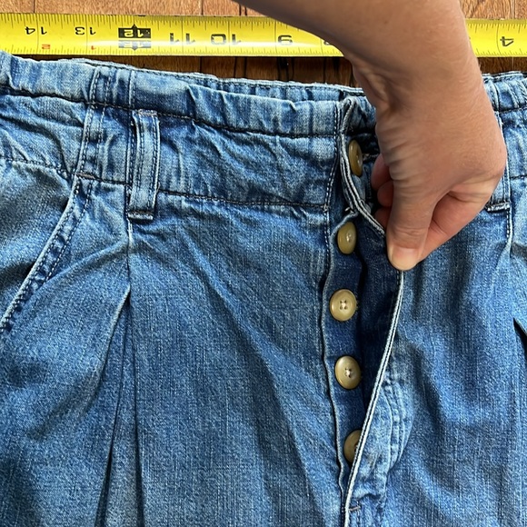 New with Tags Free People -We the Free Sawyer Boyfriend Taper Jeans- Size Small - Picture 11 of 14